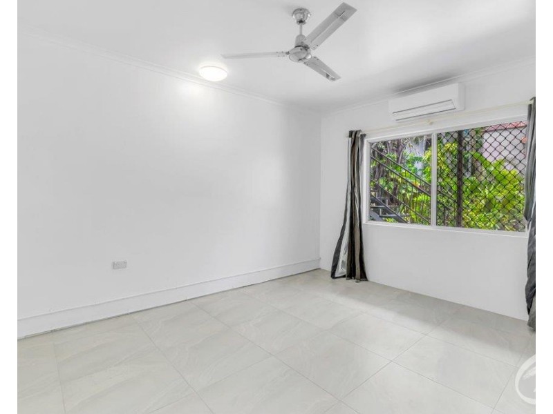 3/30 Charles Street, Cairns North QLD 4870