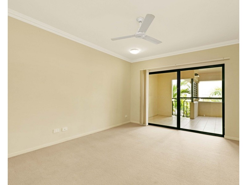 12/75 Spence Street, Cairns City QLD 4870