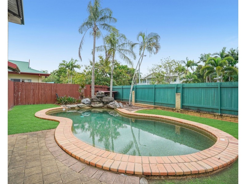 8/5 Grantala Street, Manoora QLD 4870