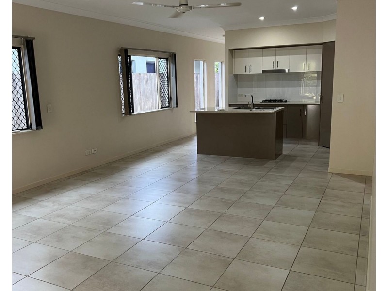 31 Starboard Street, Trinity Beach QLD 4879