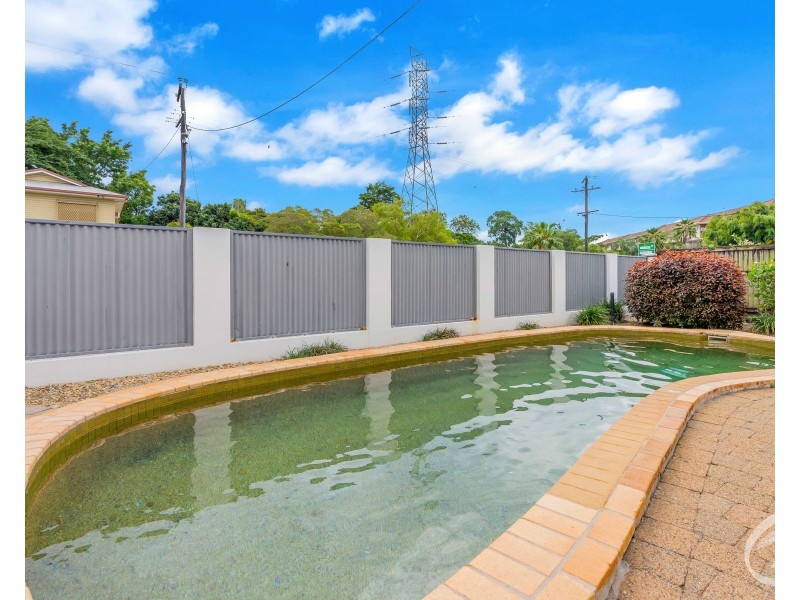 2/7 Rigg Street, Woree QLD 4868