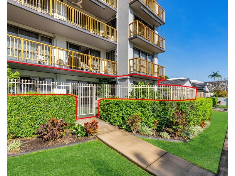 1/249-255 Esplanade, Cairns North QLD 4870