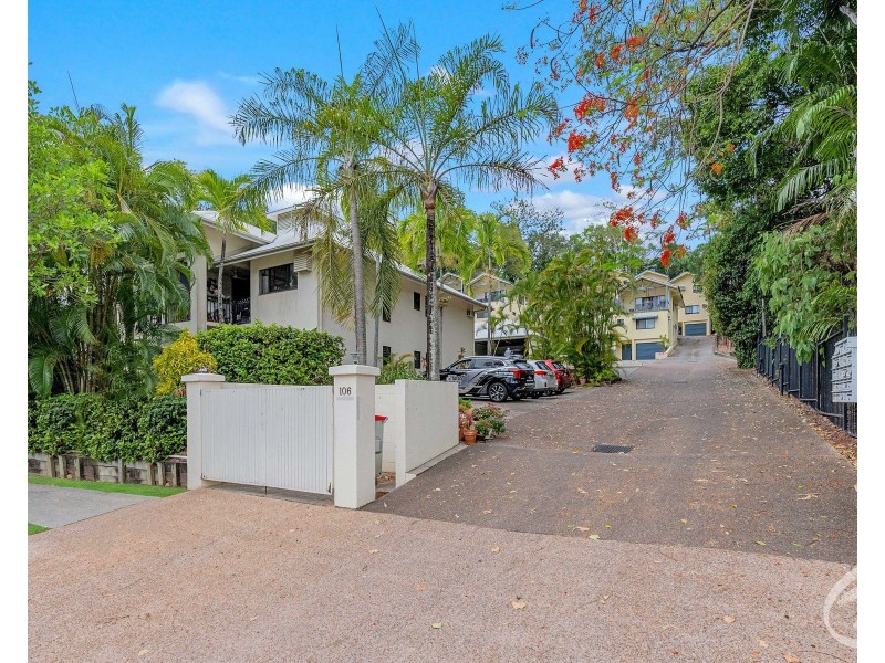1/106 Moore Street, Trinity Beach QLD 4879