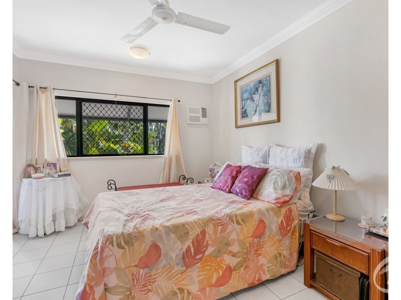 1/106 Moore Street, Trinity Beach QLD 4879