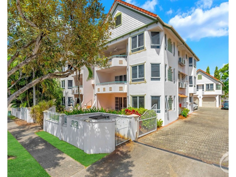1/23 Digger Street, Cairns North QLD 4870