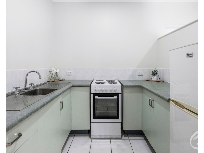 22/4 Hollett Close, Manunda QLD 4870