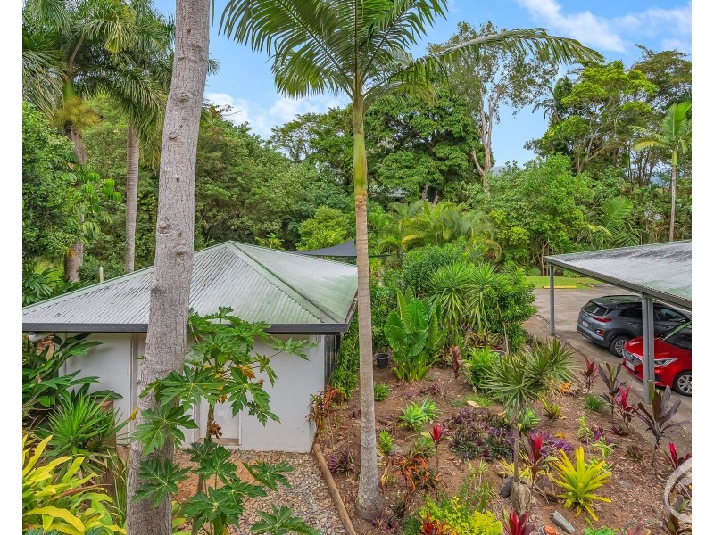22/4 Hollett Close, Manunda QLD 4870