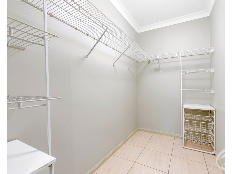 14 Beck Close, Bentley Park QLD 4869