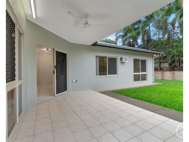 14 Beck Close, Bentley Park QLD 4869