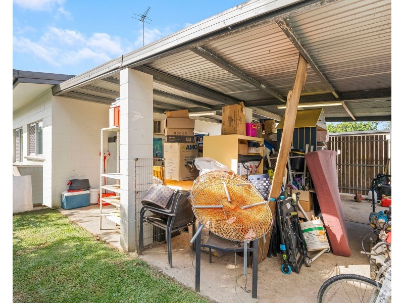1/8 Denman Close, Manoora QLD 4870