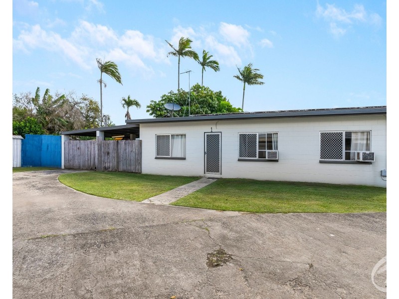 1/8 Denman Close, Manoora QLD 4870