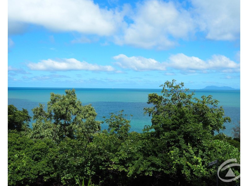 206/92-94 Moore Street, Trinity Beach QLD 4879