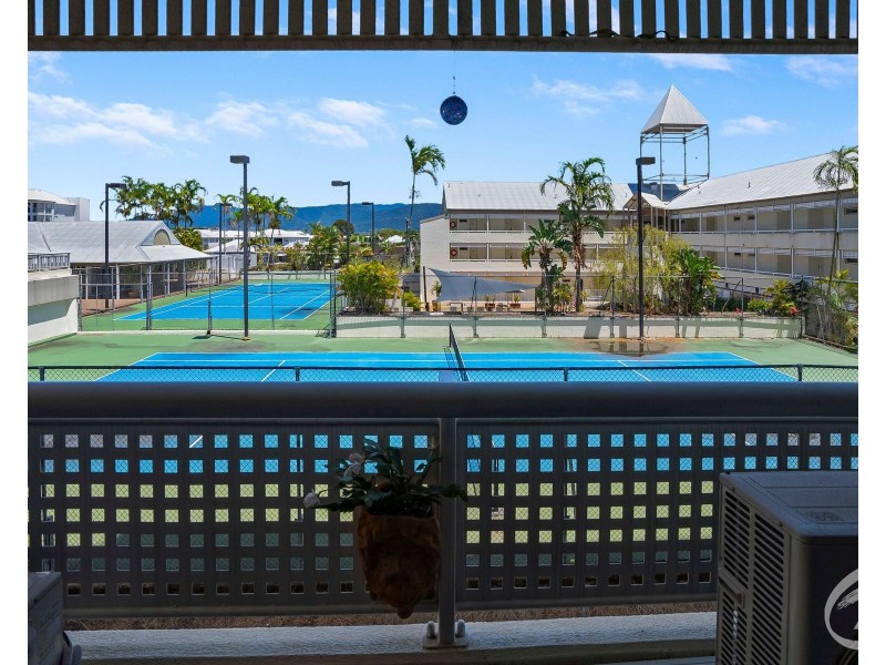 34/219-225 Abbott Street, Cairns North QLD 4870