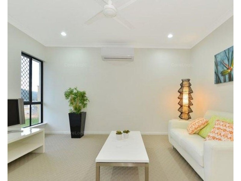 13 Laguna Avenue, Redlynch QLD 4870