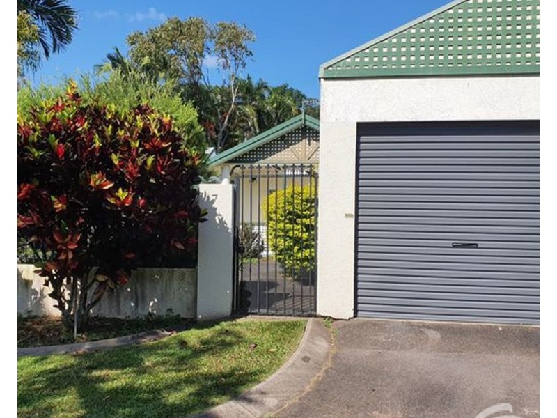 7 Rainy Mountain Place, Smithfield QLD 4878