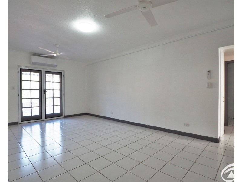 4/158 McLeod Street, Cairns North QLD 4870