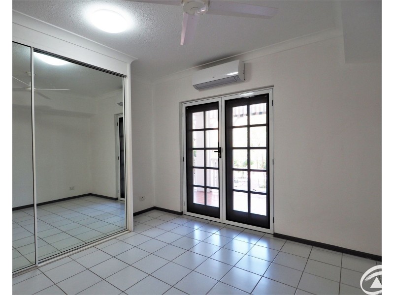 4/158 McLeod Street, Cairns North QLD 4870