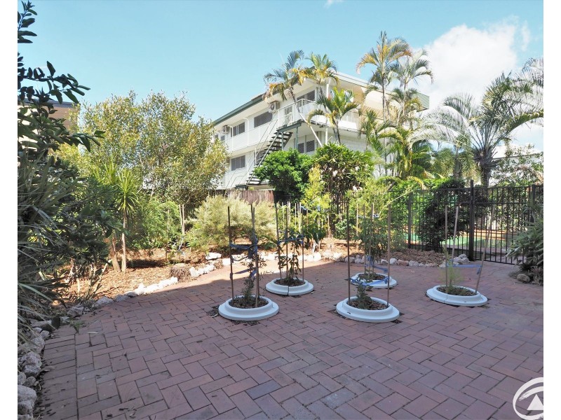 4/158 McLeod Street, Cairns North QLD 4870