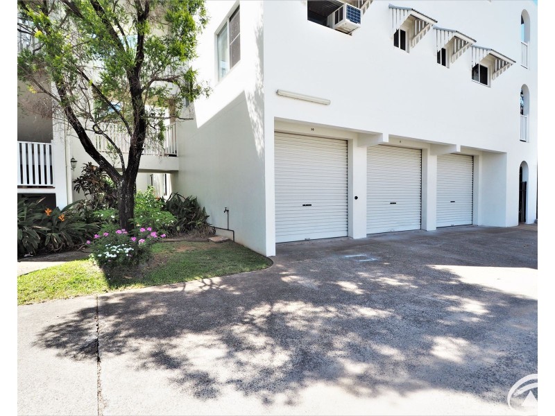4/158 McLeod Street, Cairns North QLD 4870
