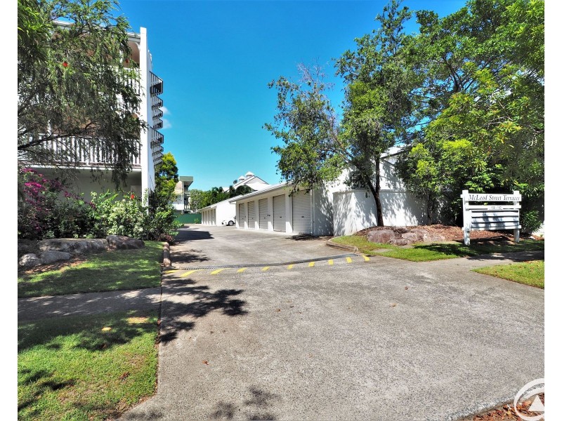 4/158 McLeod Street, Cairns North QLD 4870