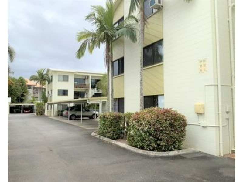 20/215 McLeod Street, Cairns North QLD 4870