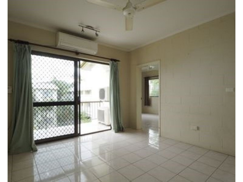 20/215 McLeod Street, Cairns North QLD 4870