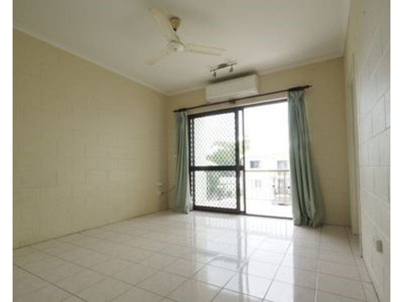 20/215 McLeod Street, Cairns North QLD 4870