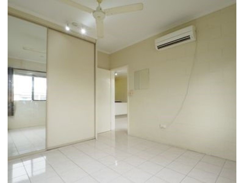 20/215 McLeod Street, Cairns North QLD 4870