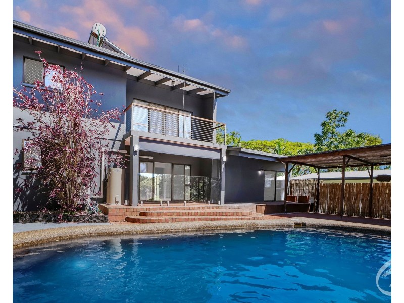 15 Slate Close, Brinsmead QLD 4870