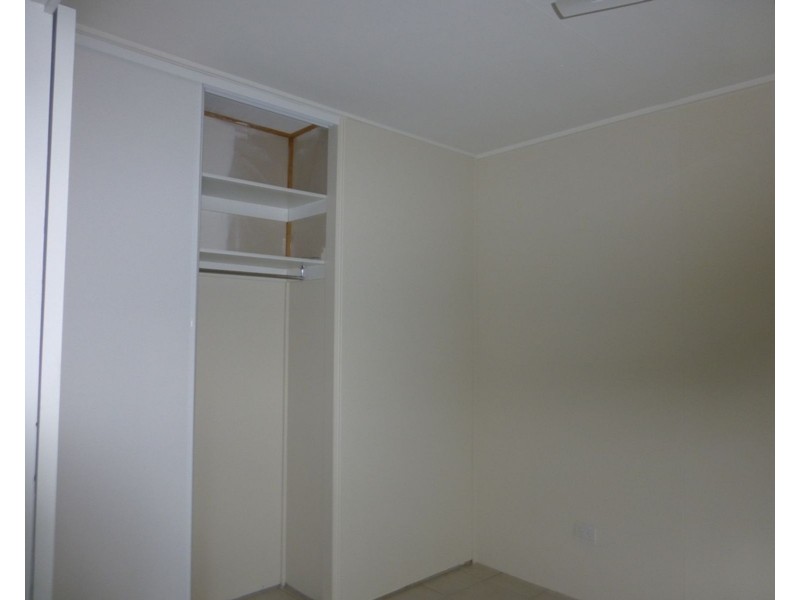 4/340 McLeod Street, Cairns North QLD 4870