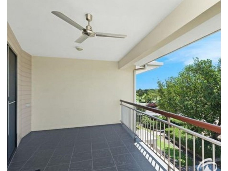 15/351 Lake Street, Cairns North QLD 4870