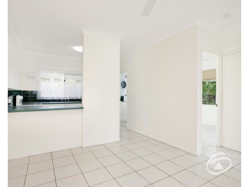 2/10 Ingham Court, Mooroobool QLD 4870