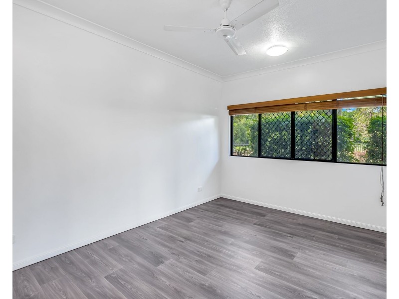 16/293-301 Esplanade, Cairns North QLD 4870