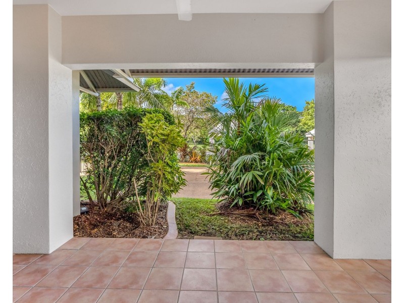 16/293-301 Esplanade, Cairns North QLD 4870