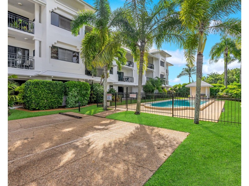 16/293-301 Esplanade, Cairns North QLD 4870