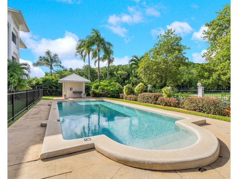 16/293-301 Esplanade, Cairns North QLD 4870