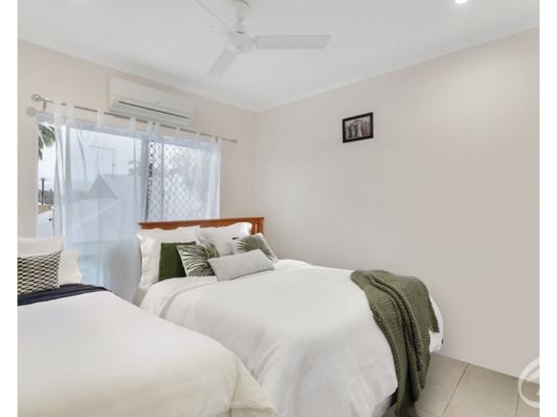 16/176 Hoare Street, Manoora QLD 4870