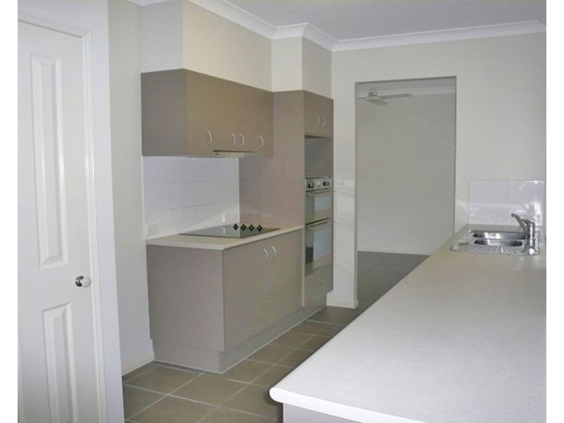 19 Capricorn Street, Bentley Park QLD 4869