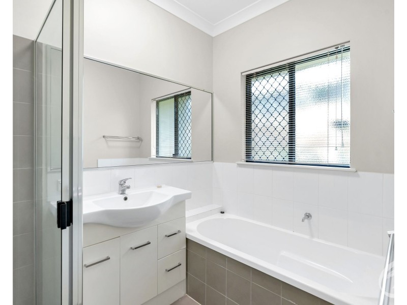 19 Capricorn Street, Bentley Park QLD 4869