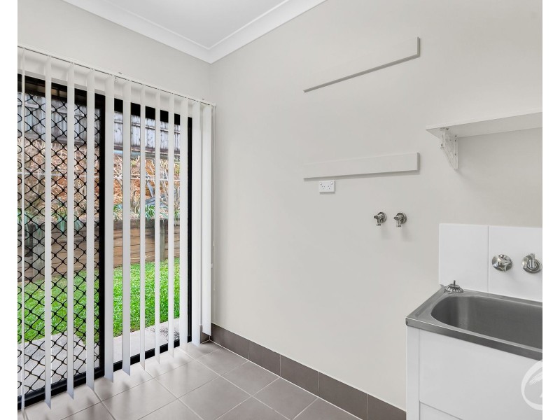 19 Capricorn Street, Bentley Park QLD 4869