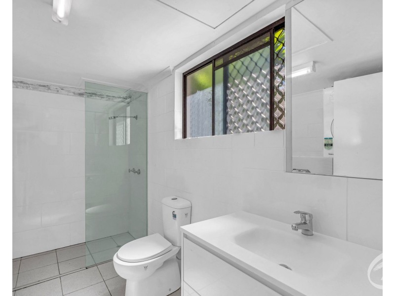 3/173-179 Mayers Street, Manoora QLD 4870