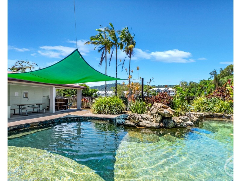 3/173-179 Mayers Street, Manoora QLD 4870