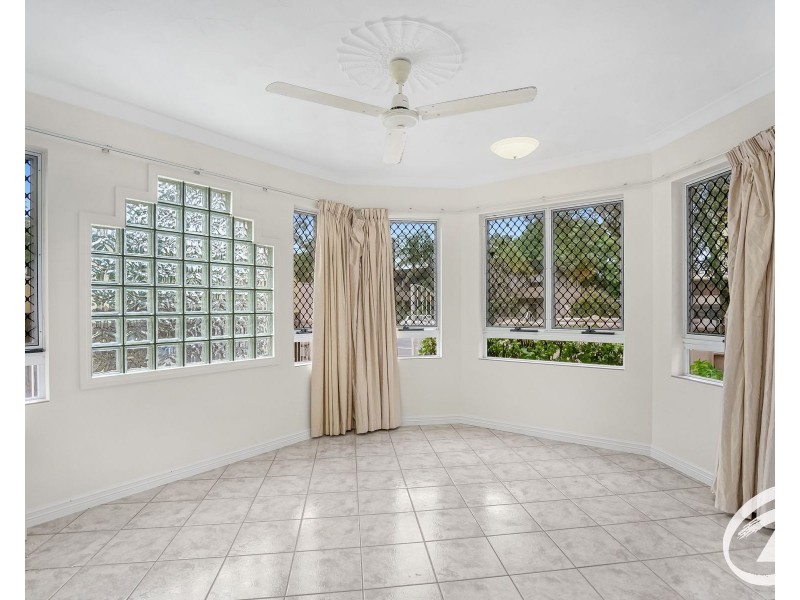 1/23 Digger Street, Cairns North QLD 4870