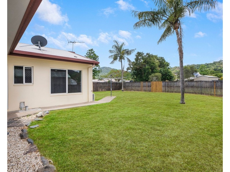 40 Banning Avenue, Brinsmead QLD 4870
