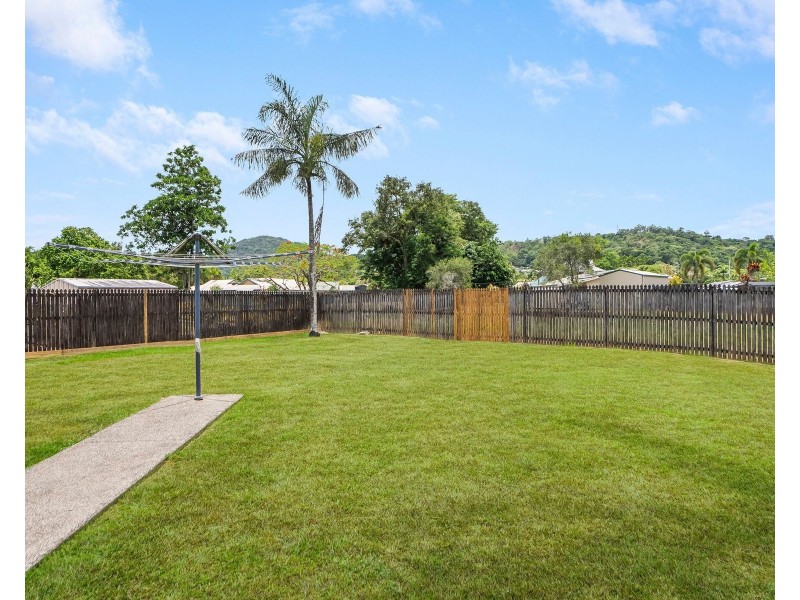 40 Banning Avenue, Brinsmead QLD 4870