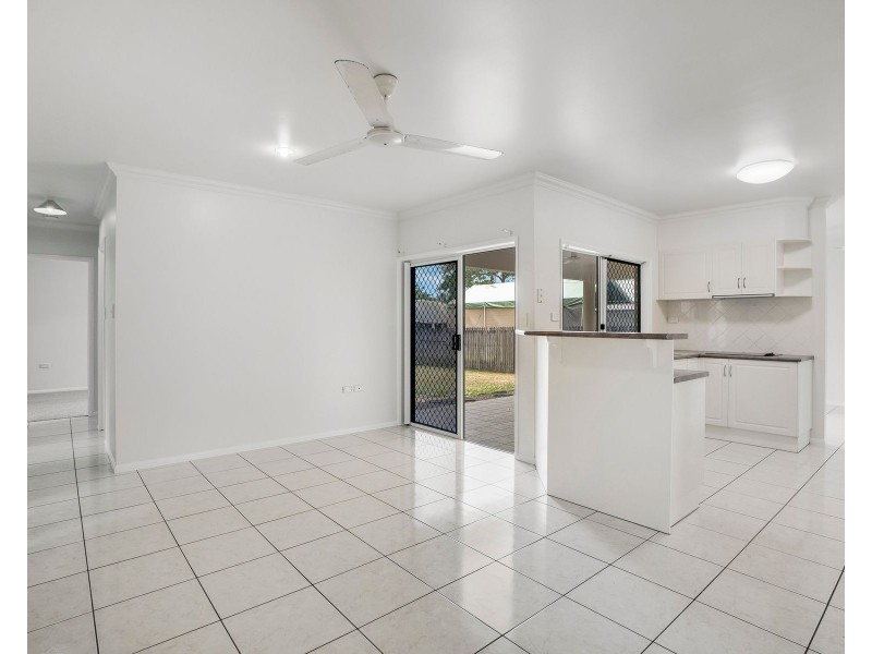40 Banning Avenue, Brinsmead QLD 4870