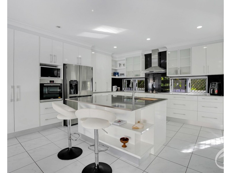 41 Stream Avenue, Kewarra Beach QLD 4879