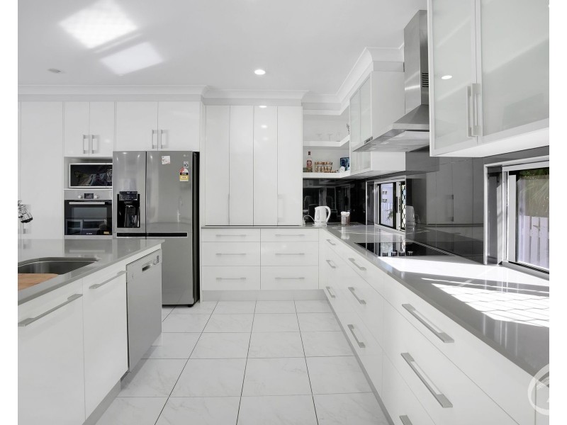 41 Stream Avenue, Kewarra Beach QLD 4879