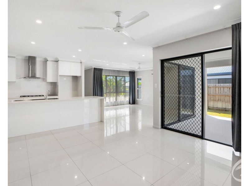 15 Lillydale Way, Trinity Beach QLD 4879