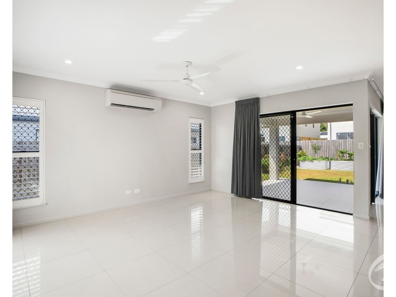 15 Lillydale Way, Trinity Beach QLD 4879